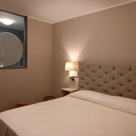 Πανσιόν Villa Regina Γκαέτα