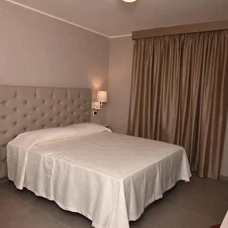 Villa Regina Γκαέτα
